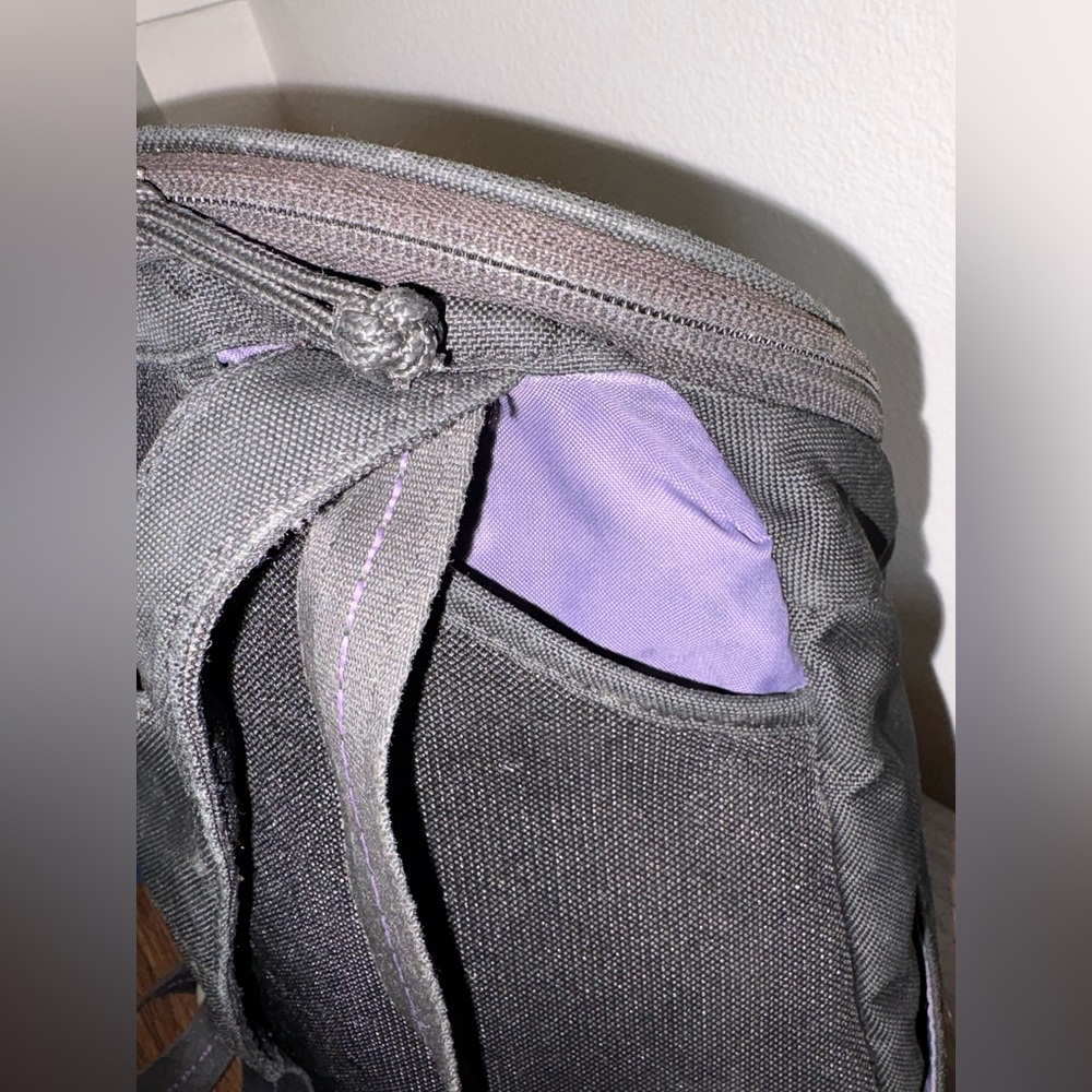 REI CO-OP SMALL BACK PACK WITH POCKETS &
SLOTS INSIDE & OUT, CARDS PENS KEYS - Picture 14 of 14